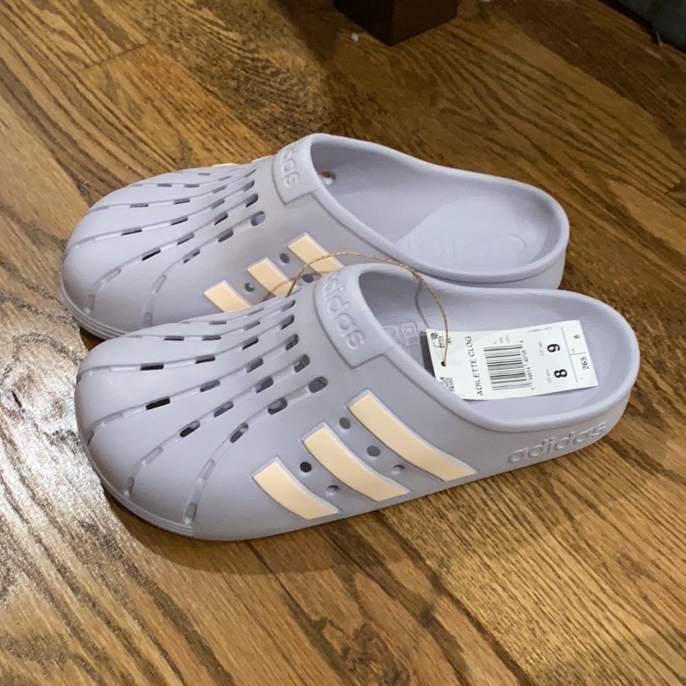Adidas Adilette Clog women’s size 9- brand new